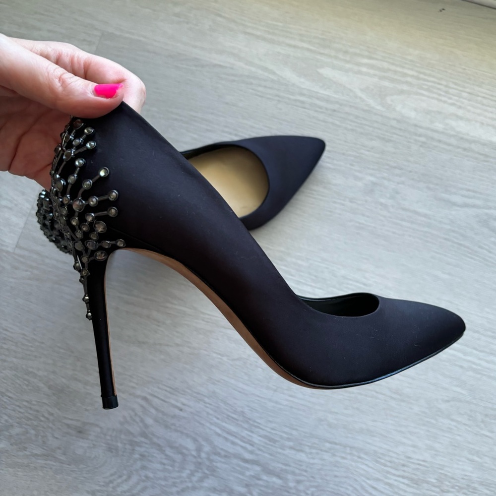 Vince Camuto Pumps